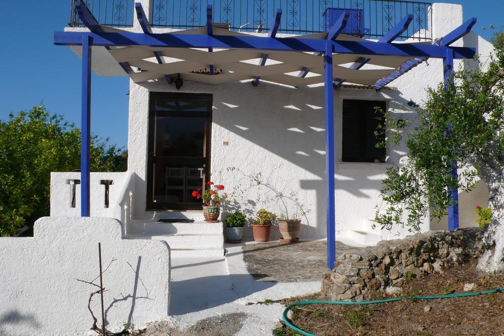 Apartmán Stefanos Garden Arménoi Pokoj fotografie