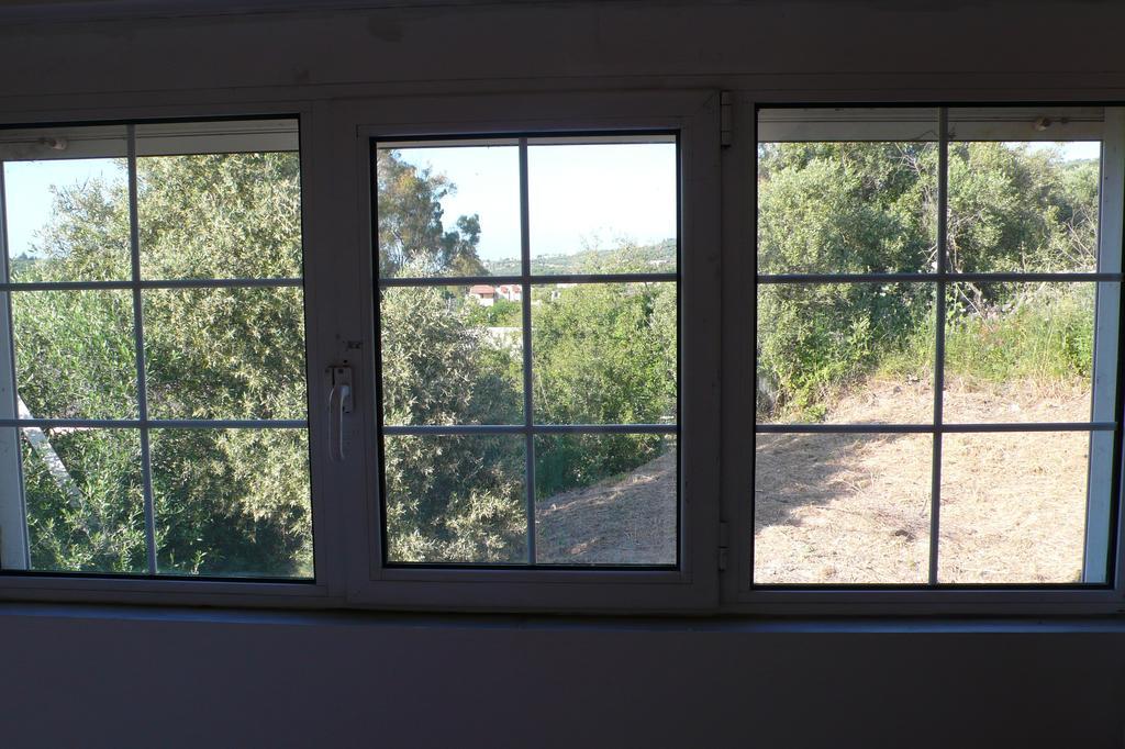 Apartmán Stefanos Garden Arménoi Pokoj fotografie