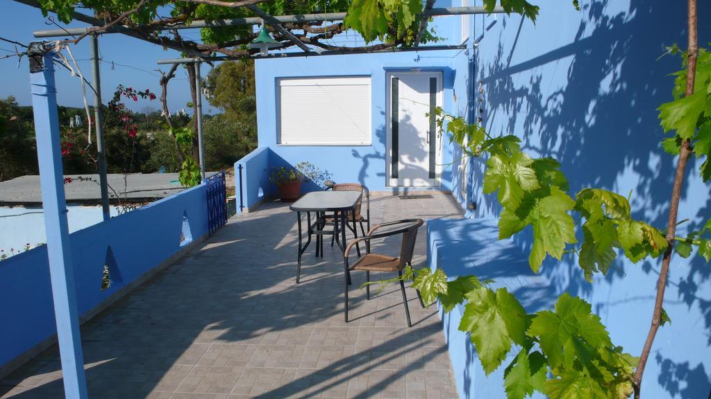 Apartmán Stefanos Garden Arménoi Pokoj fotografie