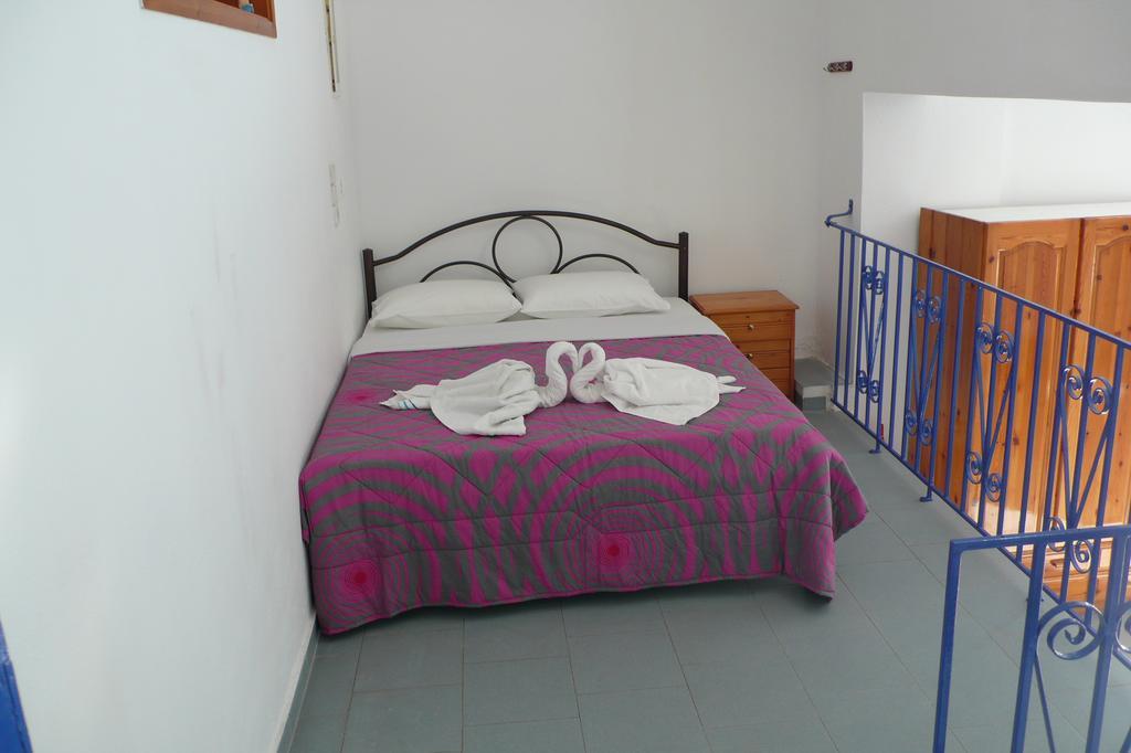 Apartmán Stefanos Garden Arménoi Pokoj fotografie